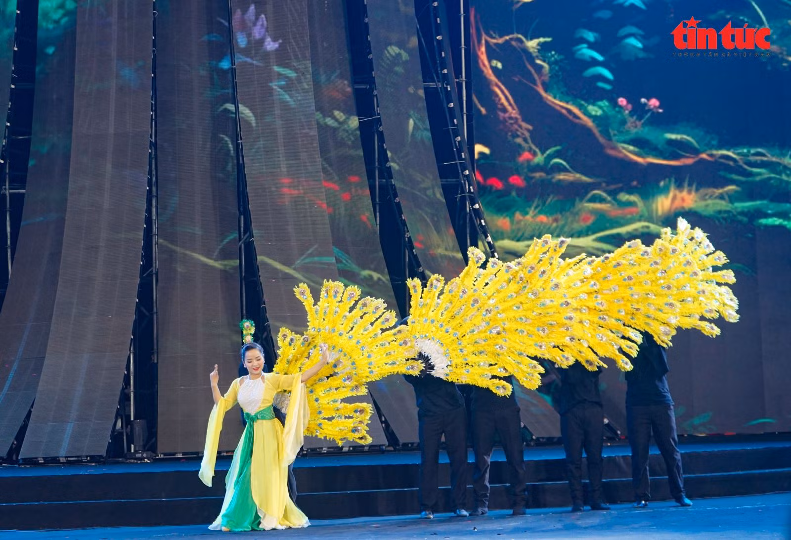 Chú thích ảnh