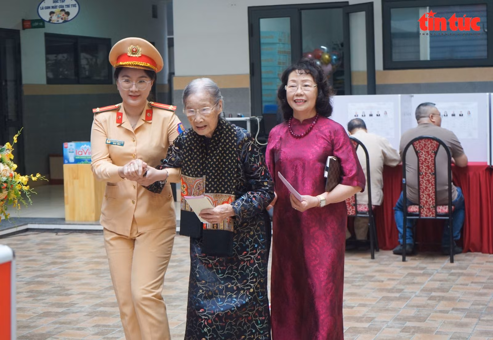 Chú thích ảnh