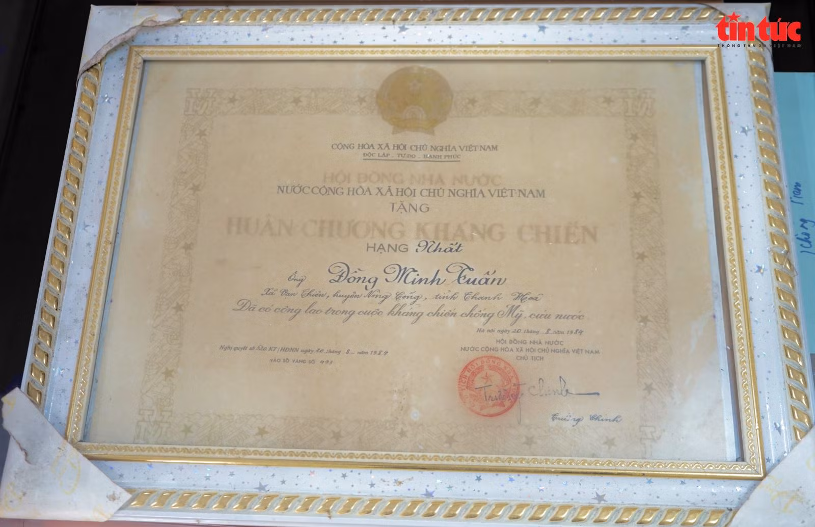 Chú thích ảnh