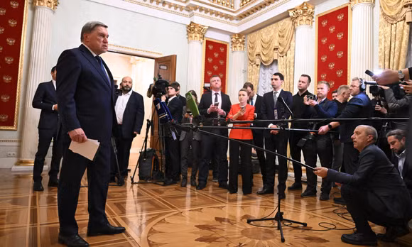 Trợ lý Tổng thống Nga Yury Ushakov thông tin về kết quả cuộc gặp giữa Tổng thống Vladimir Putin và Đặc phái viên của Tổng thống Mỹ Steve Witkoff. Ảnh: Điện Kremlin