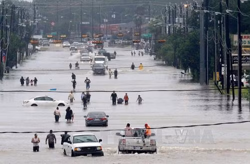 Venezuela ủng hộ 5 triệu USD cho các nạn nhân bão Harvey tại Mỹ ảnh 1
