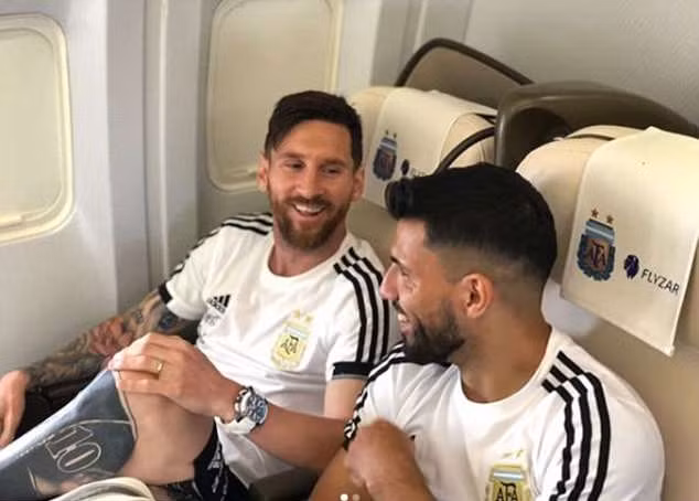 Cristiano Ronaldo, Lionel Messi và các đồng đội đều đã có mặt ở Nga ảnh 11