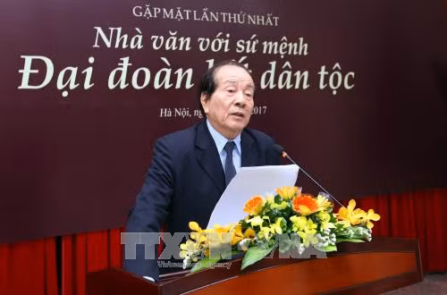 Bế mạc cuộc gặp mặt lần thứ nhất 'Nhà văn với sứ mệnh đại đoàn kết dân tộc' ảnh 1
