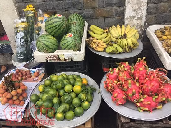 Sức mua tăng cao trong ngày Tết Đoan Ngọ tại TP Hồ Chí Minh ảnh 2