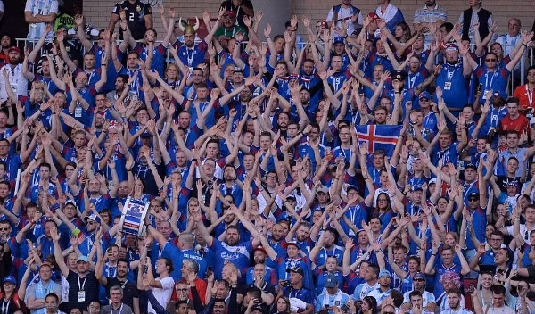  Messi 'vô duyên' với penalty, điệu tango lạc nhịp trước tân binh Iceland ảnh 6
