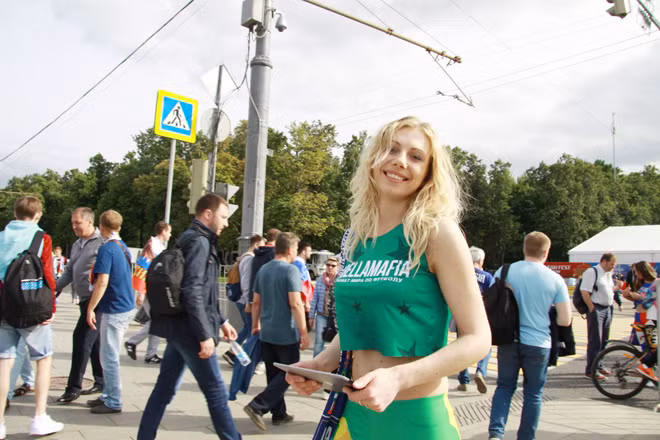 Ngắm những hot girl Nga xinh đẹp ở World Cup 2018 ảnh 20