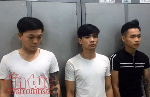 Bắt băng nhóm hành hung người nước ngoài để cướp tài sản ảnh 2