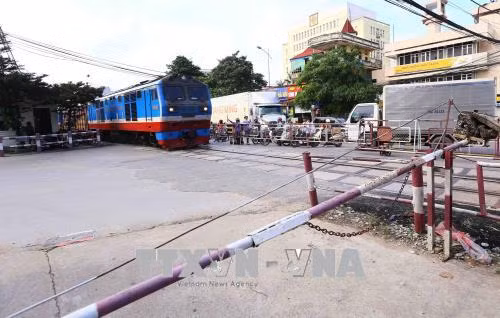 Bộ Giao thông Vận tải yêu cầu khắc phục việc mất an toàn giao thông đường sắt ảnh 1
