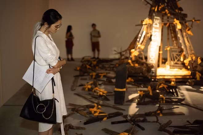 'Tỏa 2' – Lát cắt trẻ trung của nghệ thuật đương đại Việt Nam ảnh 7