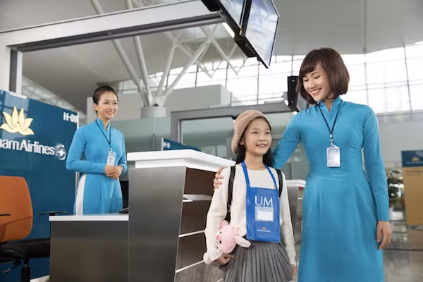 Vietnam Airlines tặng vé máy bay đi Đông Nam Á cho học sinh giỏi và trẻ em dưới 12 tuổi ảnh 1