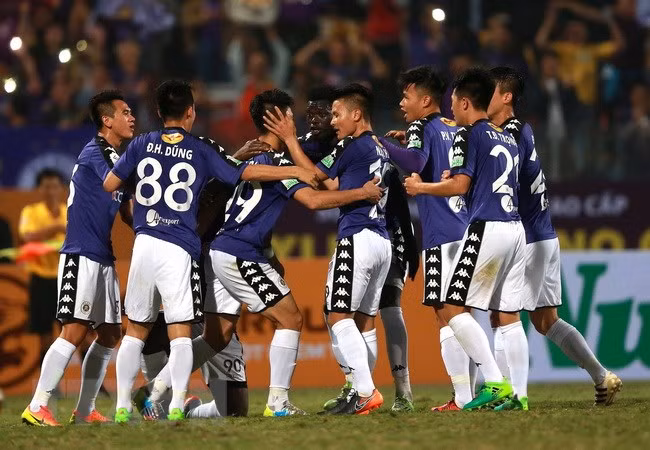 Vòng 13 V-League 2018: Màn ‘thư hùng’ ở Hàng Đẫy ảnh 1