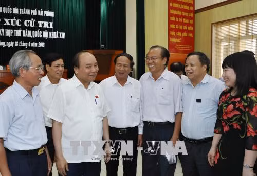 Thủ tướng Nguyễn Xuân Phúc: Người dân cần bình tĩnh, tỉnh táo, tuyệt đối không lơ là, mất cảnh giác ảnh 1