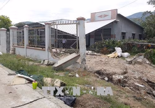 Xe tải tông vào nhà dân, phụ xe tử vong tại chỗ ảnh 1