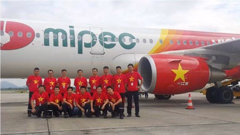 Vietjet rực đỏ mừng Tết Độc lập 2/9 ảnh 4
