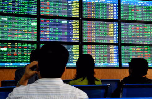 VN - Index vượt mốc 1.000 điểm ảnh 1