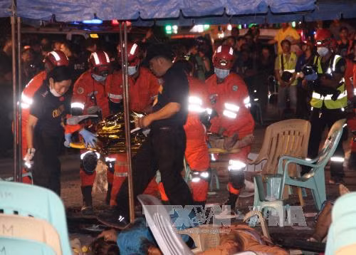 Philippines cáo buộc nhóm Abu Sayyaf đánh bom đẫm máu ảnh 1