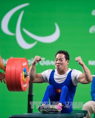 Báo chí thế giới thán phục kỳ tích của Lê Văn Công ảnh 1