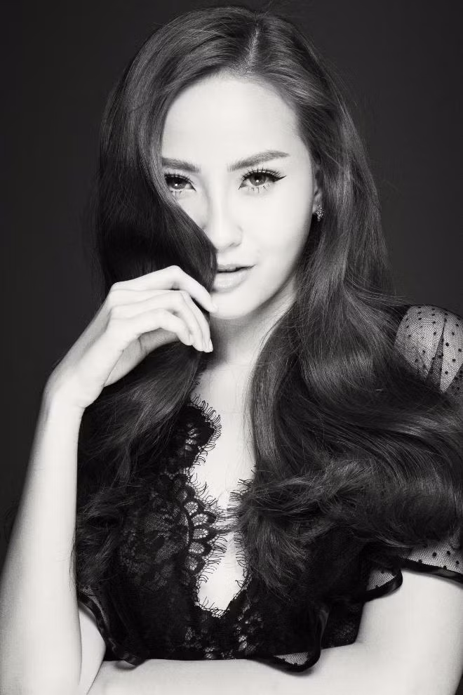 Khánh Ngân quyến rũ mê người trước chung kết The Face ảnh 3