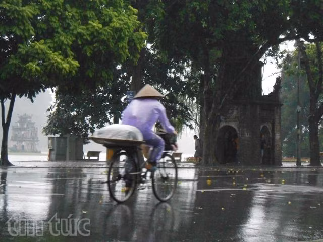 Bắc bộ, Nam bộ có mưa rào và dông ảnh 1