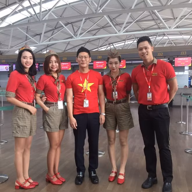 Vietjet rực đỏ mừng Tết Độc lập 2/9 ảnh 9