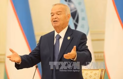 Tổng thống Uzbekistan qua đời ảnh 1