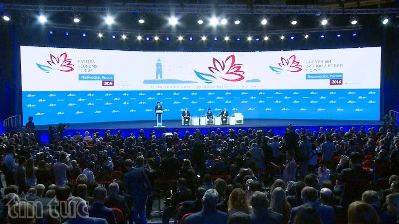 Tổng thống Putin phát biểu tại Diễn đàn Kinh tế Quốc tế Phương Đông ảnh 1