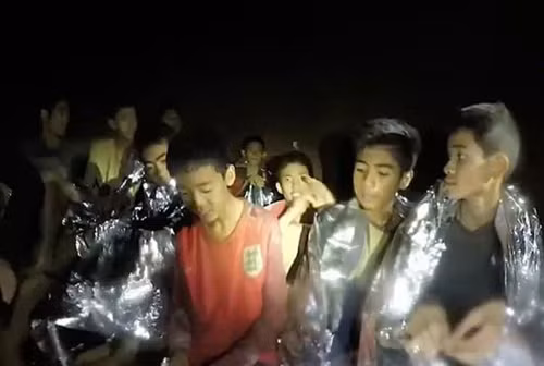 Ba cầu thủ và HLV đội bóng 'Lợn rừng' có thể trở thành công dân Thái Lan ảnh 1