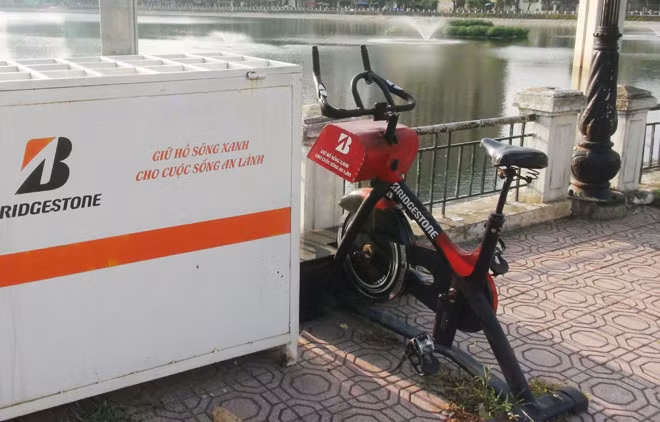 Xe đạp lọc nước bảo vệ môi trường vừa đưa vào sử dụng đã hư hỏng ảnh 5