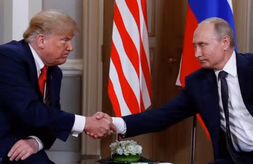 'Đọc vị' ngôn ngữ cơ thể của lãnh đạo Nga - Mỹ tại Hội nghị Thượng đỉnh Helsinki ảnh 3