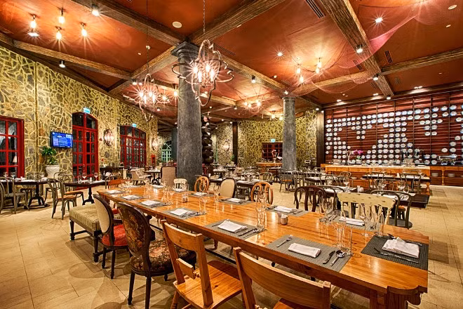 Giải thưởng Du lịch Việt Nam 2018 tôn vinh khách sạn Mercure Danang French Village Bana Hills ảnh 2
