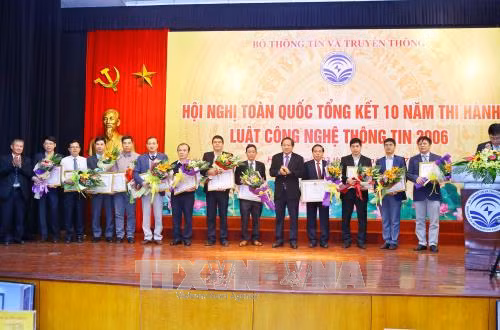 Ngành công nghệ thông tin còn có thể phát triển mạnh mẽ hơn nữa ảnh 2
