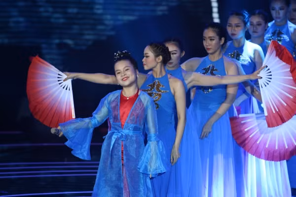 Đình Tâm - Quốc Thái - Hồng Thư giành vé trở lại Chung kết Giọng hát Việt nhí 2017 ảnh 3