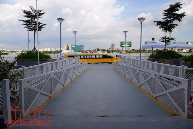 Khám phá tuyến buýt đường sông đầu tiên ở TP Hồ Chí Minh ảnh 2
