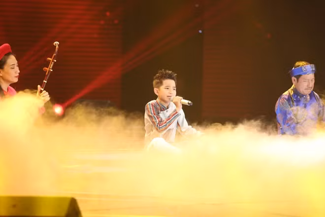 Ngọc Ánh - học trò Vũ Cát Tường đăng quang quán quân The Voice Kids 2017 ảnh 8