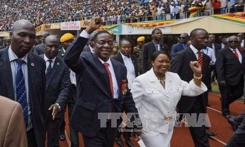 Thế giới tuần qua: Chuyển giao quyền lực tại Zimbabwe, nội chiến Syria có thể sớm chấm dứt ảnh 1