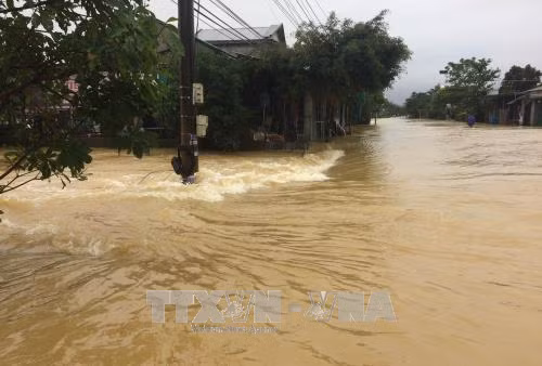Lũ lớn, hơn 7.000 hộ bị ngập, một người chết ở Thừa Thiên - Huế ảnh 2