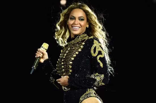 Beyonce là nữ nghệ sĩ kiếm tiền giỏi nhất làng nhạc thế giới năm 2017 ảnh 1
