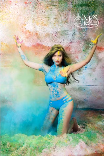 Dàn mỹ nhân Miss Photo 2017 nóng bỏng trong bikini sắc màu ảnh 7