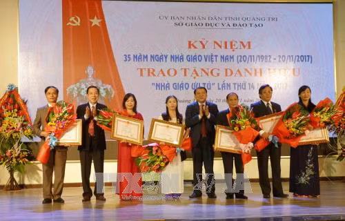 Kỷ niệm Ngày Nhà giáo Việt Nam 20/11: Tôn vinh các nhà giáo tận tụy, tâm huyết với nghề ảnh 2