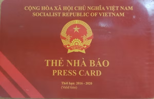 Nhiều loại giấy tờ sẽ không được sử dụng khi đi máy bay ảnh 1