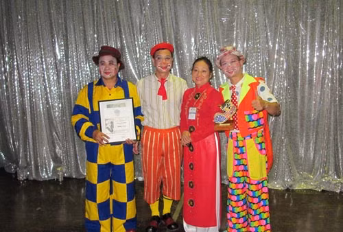 Hề xiếc Việt Nam đoạt giải nhất tại Circuba 2013 ảnh 1