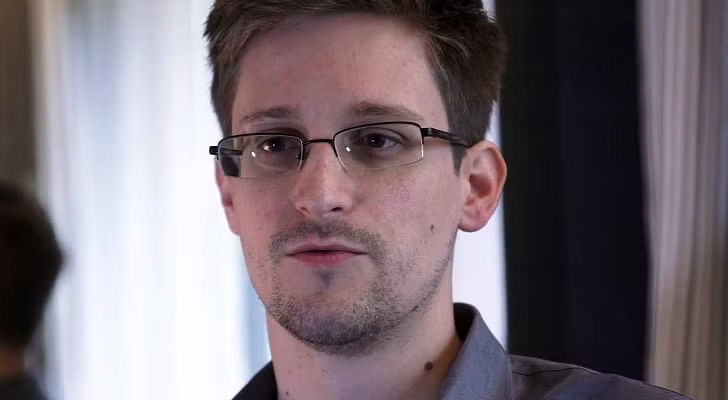 Snowden nhận giải thưởng 'Người thổi còi' từ Đức ảnh 1