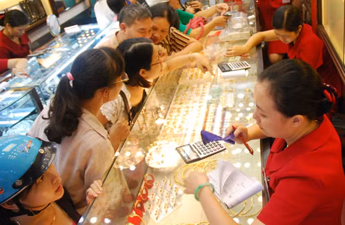 Giải mã “cú sốc” giá vàng ảnh 1