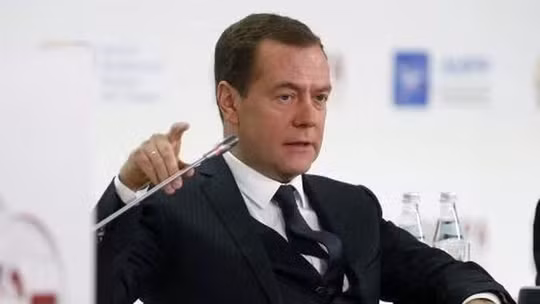 Cựu Tổng thống Liên bang Nga, ông Dmitry Medvedev, người đang giữ chức Phó Chủ tịch Hội đồng An ninh Liên bang Nga. Ảnh: EPA/TTXVN