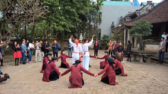 Khai thác liên tuyến điểm du lịch tâm linh- sinh thái Phú Thọ ảnh 4