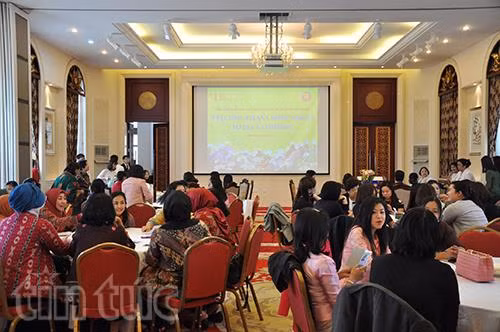 Đại sứ quán Việt Nam tại Bắc Kinh tổ chức giao lưu phụ nữ ASEAN ảnh 1