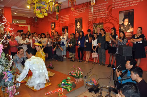 Thành công với Tuần lễ Bảo tàng ảnh 1