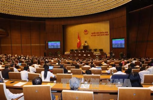 Tiến hành phê chuẩn bổ nhiệm 3 Phó Thủ tướng, 18 Bộ trưởng ảnh 1
