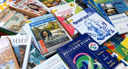 Ukraine chuẩn bị cấm sách Nga ảnh 1
