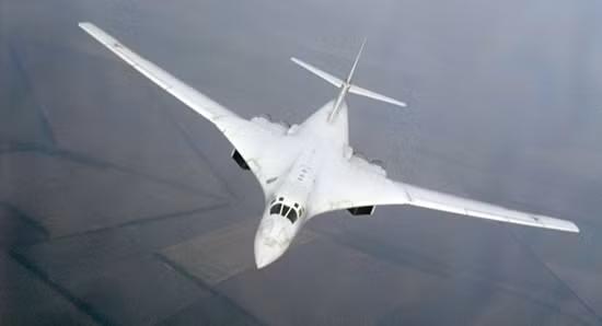 Nga sắp hoàn tất máy bay ném bom mới Tu-160M2 ảnh 1